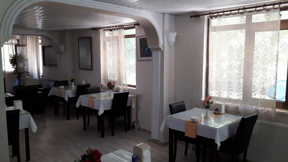 Kafkas Hotel อันตัลยา ภายนอก รูปภาพ
